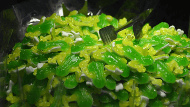 frogs-are-the-worst-haribo-gummy-1737391891.webp
